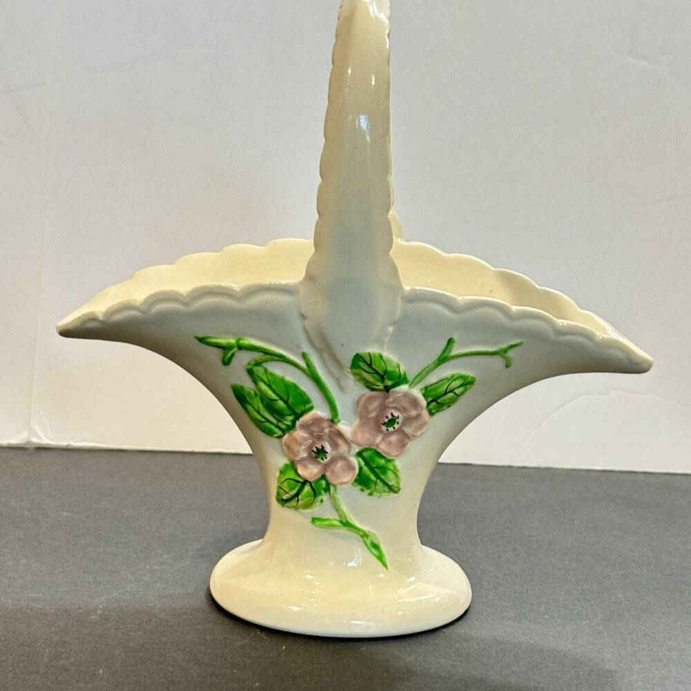 Vintage Hull Pottery Rosella Basket R-12-7 Pink Flowers Ivory Handled Vase